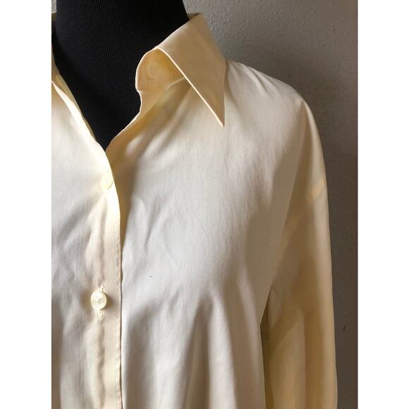 Eddie Bauer wrinkle resistant light yellow button up blouse size XL - Picture 2 of 4